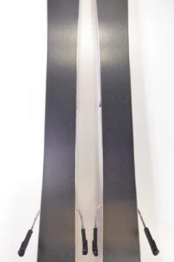 ROSSIGNOL Famous 6 LTD Premium-Ski Länge 142cm (1,42m) Inkl. Bindung! #467 14 ROSSIGNOL Famous 6 LTD Premium-Ski Länge 142cm (1,42m) Inkl. Bindung! #467 -Skischuhe Store P1240279 688x1030 1