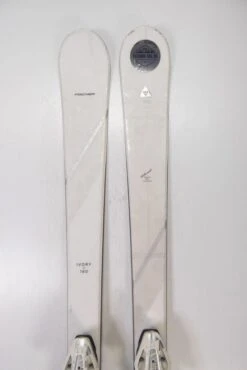 FISCHER Ivory Damen-Carving-Ski Länge 160cm (1,60m) Inkl. Bindung! #1213 -Skischuhe Store P1300573 688x1030 1