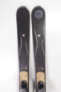 SALOMON Astra Damen-Premium-Ski Länge 154cm (1,54m) Inkl. Bindung! #79 -Skischuhe Store P1330650 688x1030 1